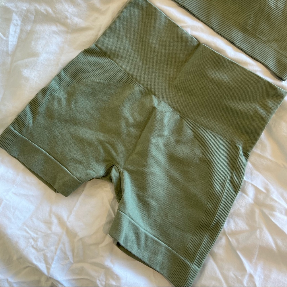 Set Active sage green set - Picture 3 of 3